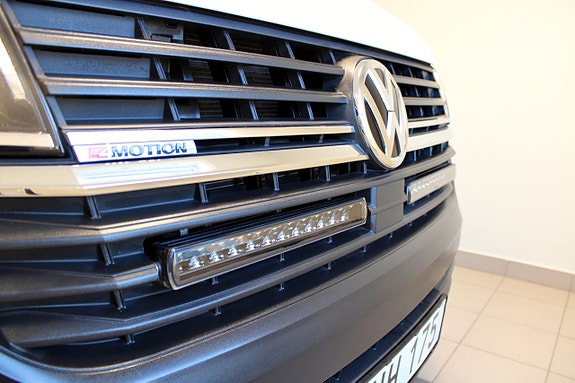 Volkswagen Transporter 4 of 5