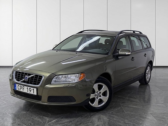 Volvo V70 5 of 16