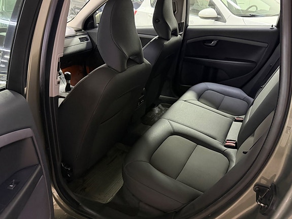 Volvo V70 16 of 16