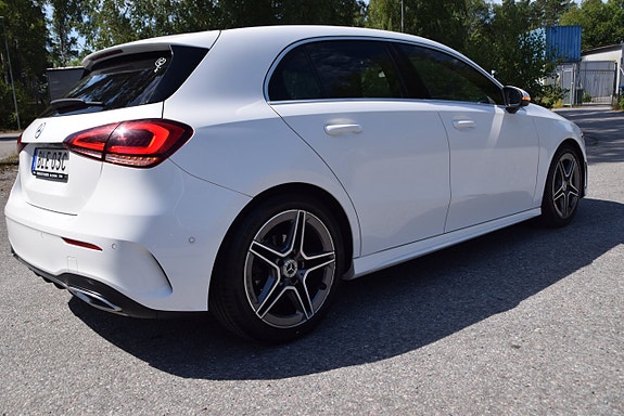 Mercedes-Benz A180 5 of 23
