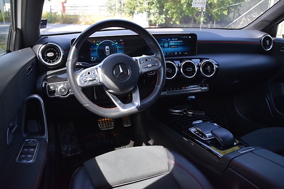 Mercedes-Benz A180 7 of 23