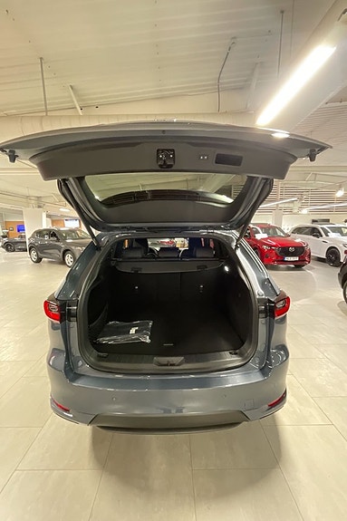 Mazda CX-60 12 of 13