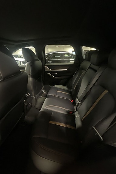 Mazda CX-60 11 of 13