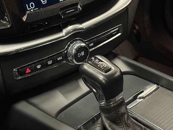 Volvo XC60 24 of 30