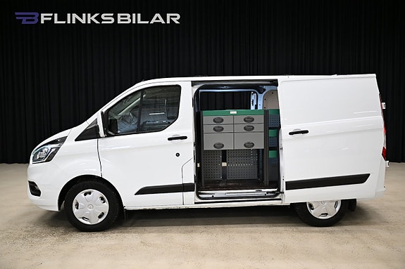 Ford Transit Custom 2 of 30
