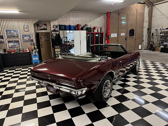 Pontiac Firebird 3 of 5