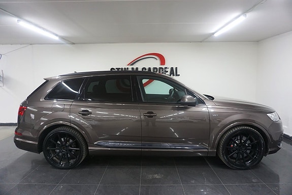 Audi SQ7 6 of 30