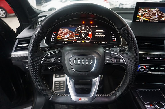 Audi SQ7 26 of 30