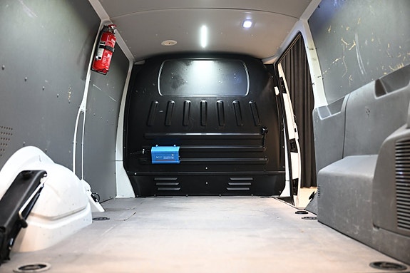 Volkswagen Transporter 9 of 28