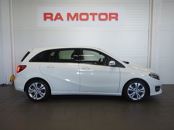Mercedes-Benz B180 d 4 of 24