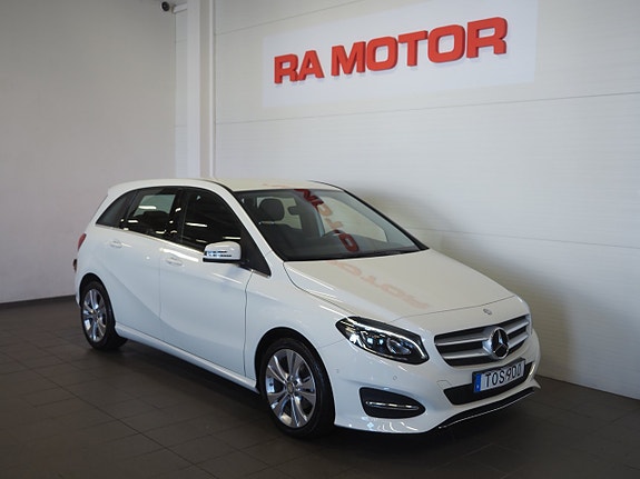 Mercedes-Benz B180 d 3 of 24