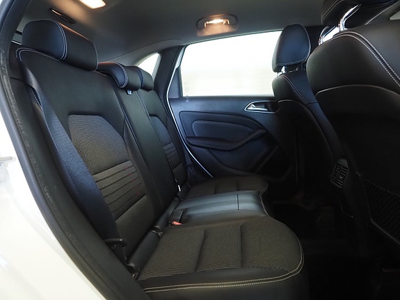Mercedes-Benz B180 d 13 of 24