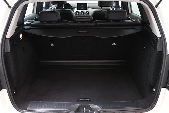 Mercedes-Benz B180 d 24 of 25