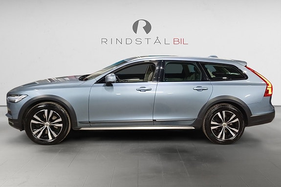 Volvo V90 Cross Country 4 of 5