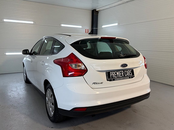 Ford Focus 11 of 26