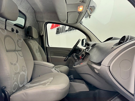 Renault Kangoo Express 15 of 17