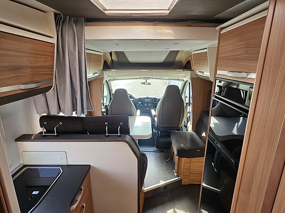 Adria Matrix 670 SL / Uthyres 3 of 7