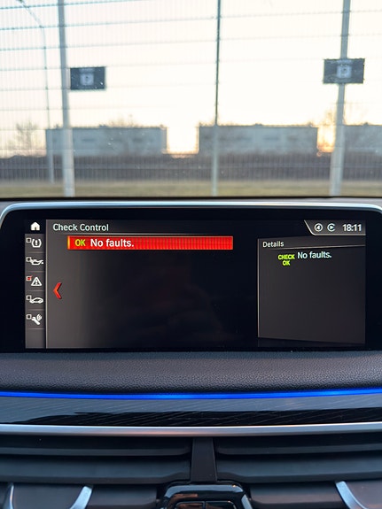 BMW 740e 18 of 19