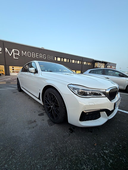BMW 740e 6 of 19