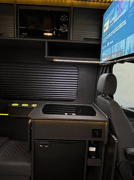 Mercedes-Benz Sprinter 319 9 of 21