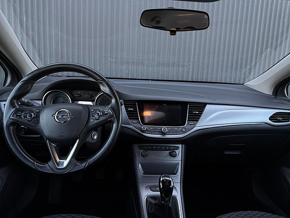 Opel Astra 8 of 10