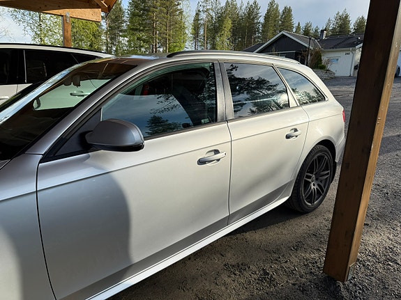 Audi A4 5 of 12