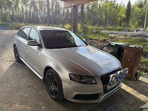 Audi A4 2 of 12
