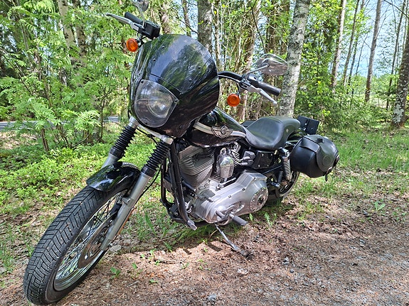 Harley-Davidson FXD Dyna Super Glide 3 of 5
