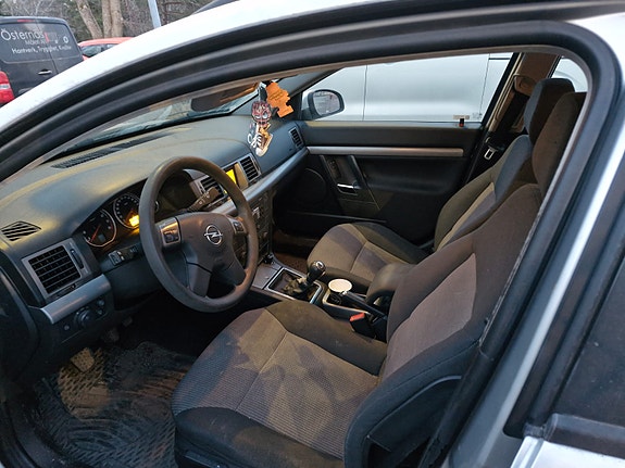 Opel Vectra 3 of 5