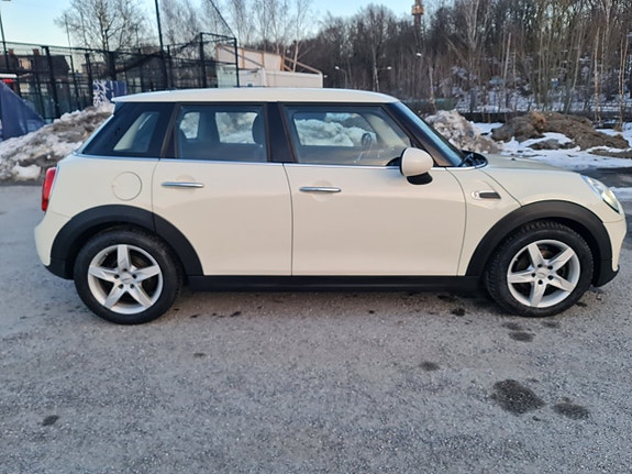 MINI Cooper 6 of 26