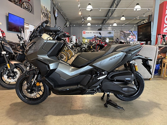 Honda ADV350 5 of 5