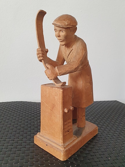 Product image 1 of 4