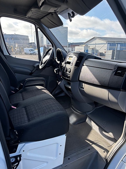 Mercedes-Benz Sprinter 316 8 of 22