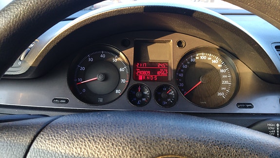 Volkswagen Passat 6 of 6