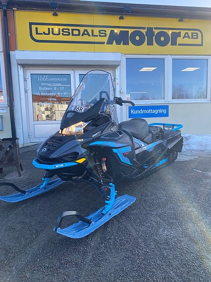 Lynx Commander RE 900 ace turbo R Momsad