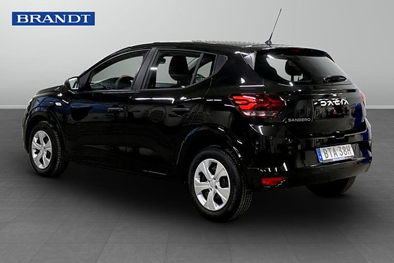 Dacia Sandero 2 of 5