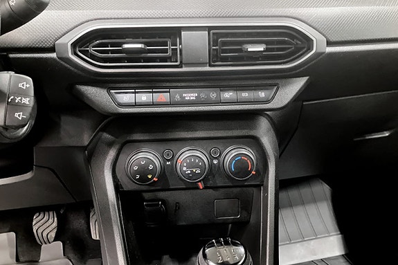 Dacia Sandero 7 of 10