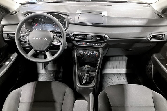 Dacia Sandero 5 of 5