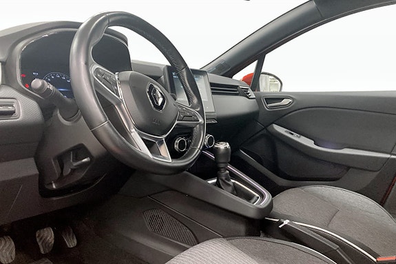 Renault Clio 6 of 10