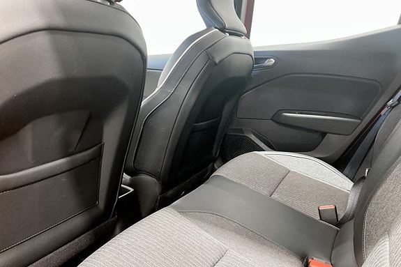 Renault Clio 9 of 10
