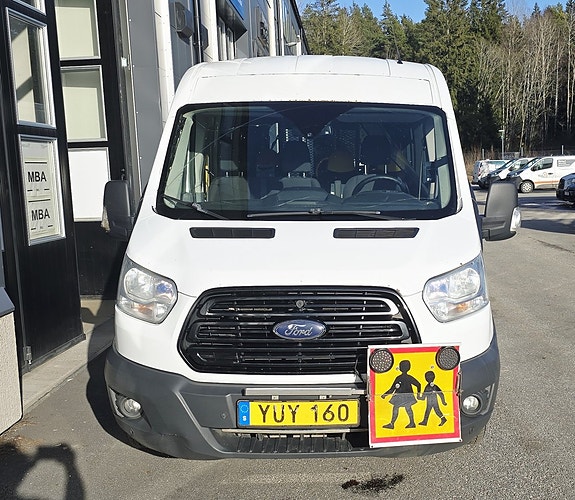Ford Transit 2 of 5