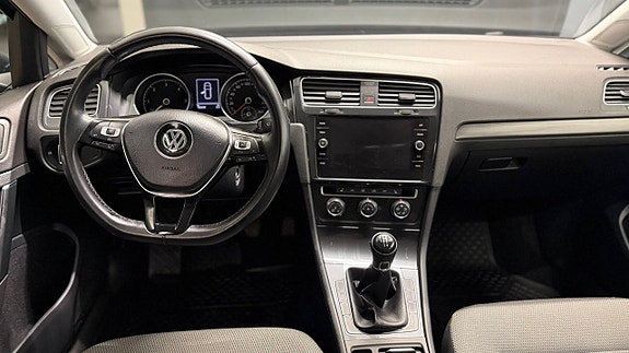 Volkswagen Golf-Serie 10 of 13