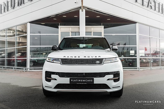 Land Rover Range Rover Sport 3 of 5