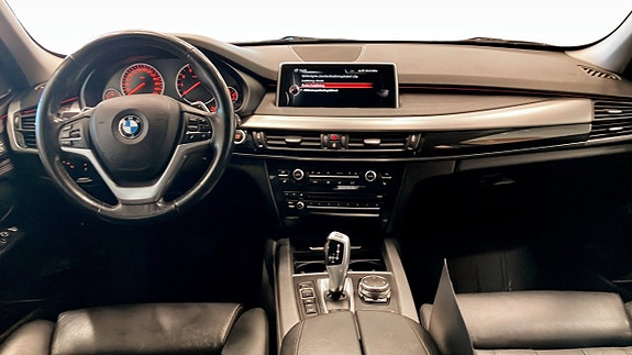 BMW X5 4 of 16