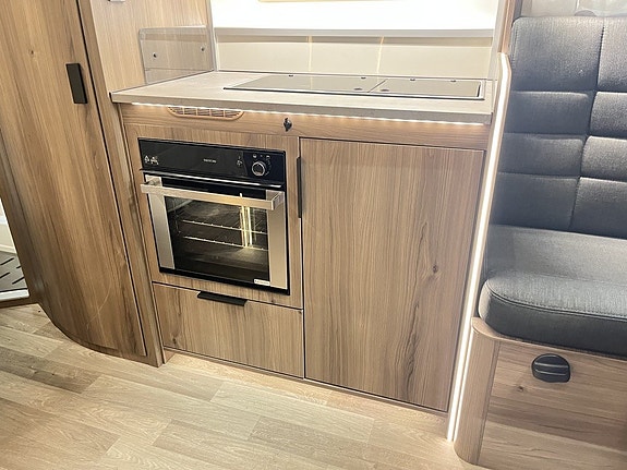 Kabe NOVUM C720 LXL (Prime Comfort+ALDE+Aut 170hk+Adaptiv+Litium) 14 of 23