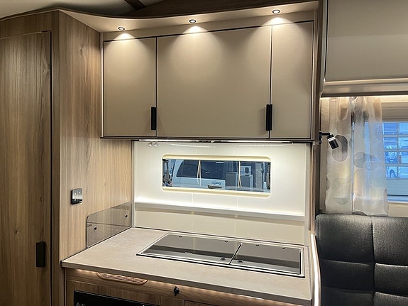 Kabe NOVUM C720 LXL (Prime Comfort+ALDE+Aut 170hk+Adaptiv+Litium) 15 of 23