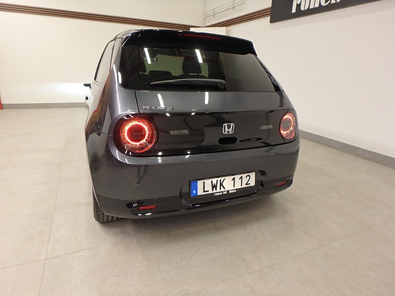 Honda e 4 of 24