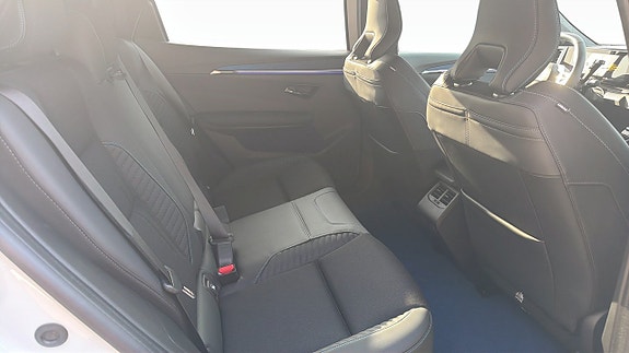 Renault Scenic E-Tech 5 of 9