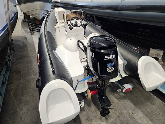 Suzumar MX 410 RIB