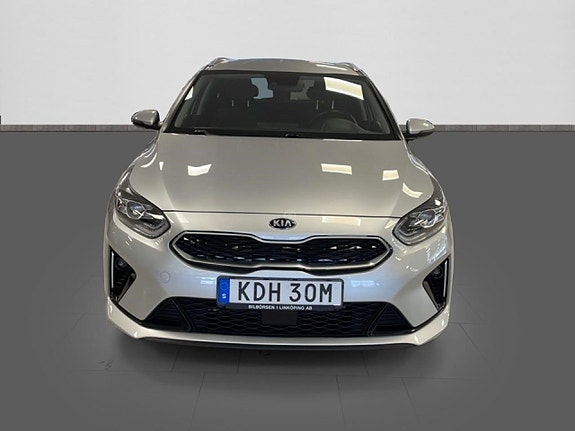 Kia Ceed 2 of 14